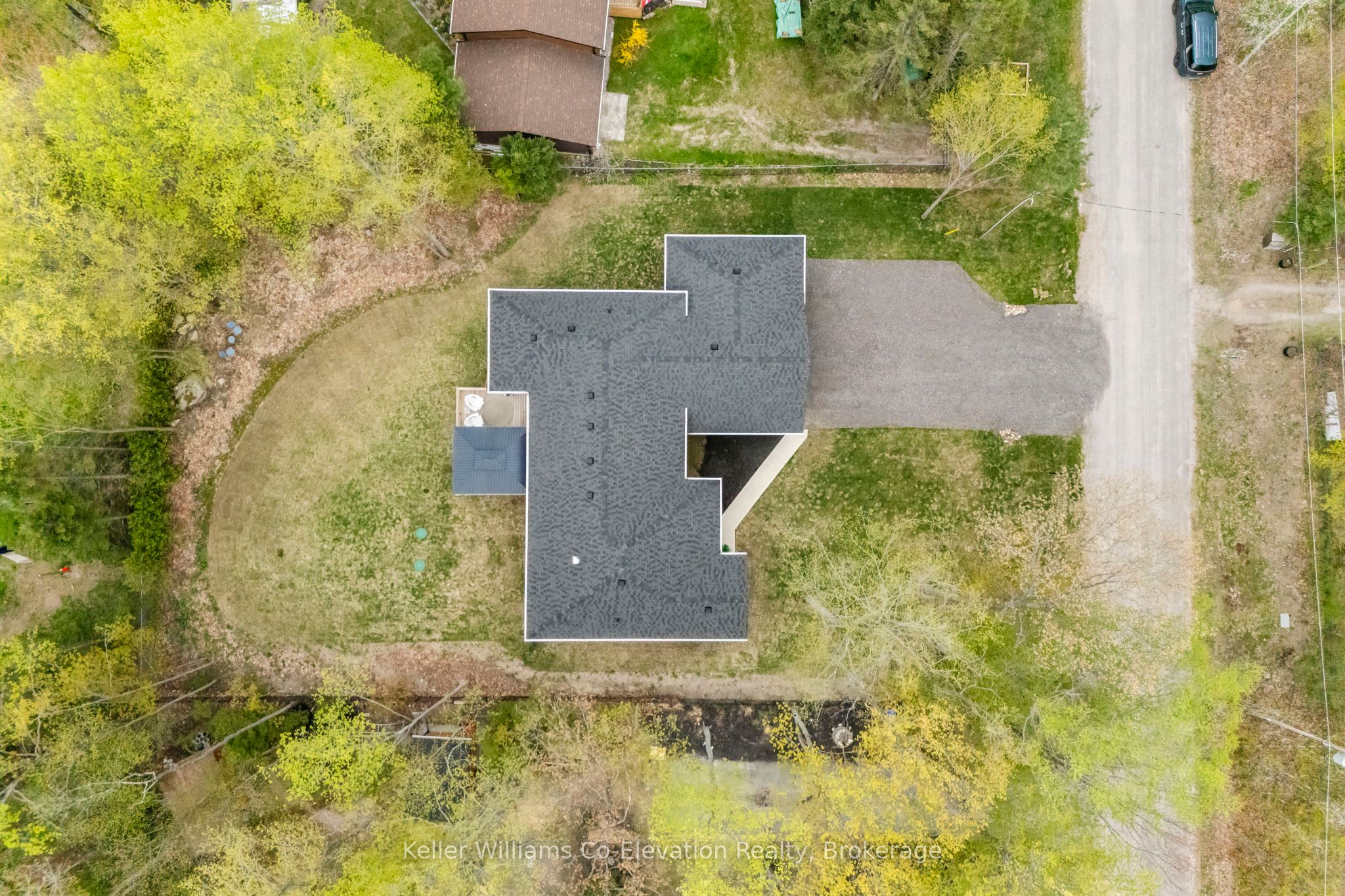 15 Pinecone Avenue Property Photo 39