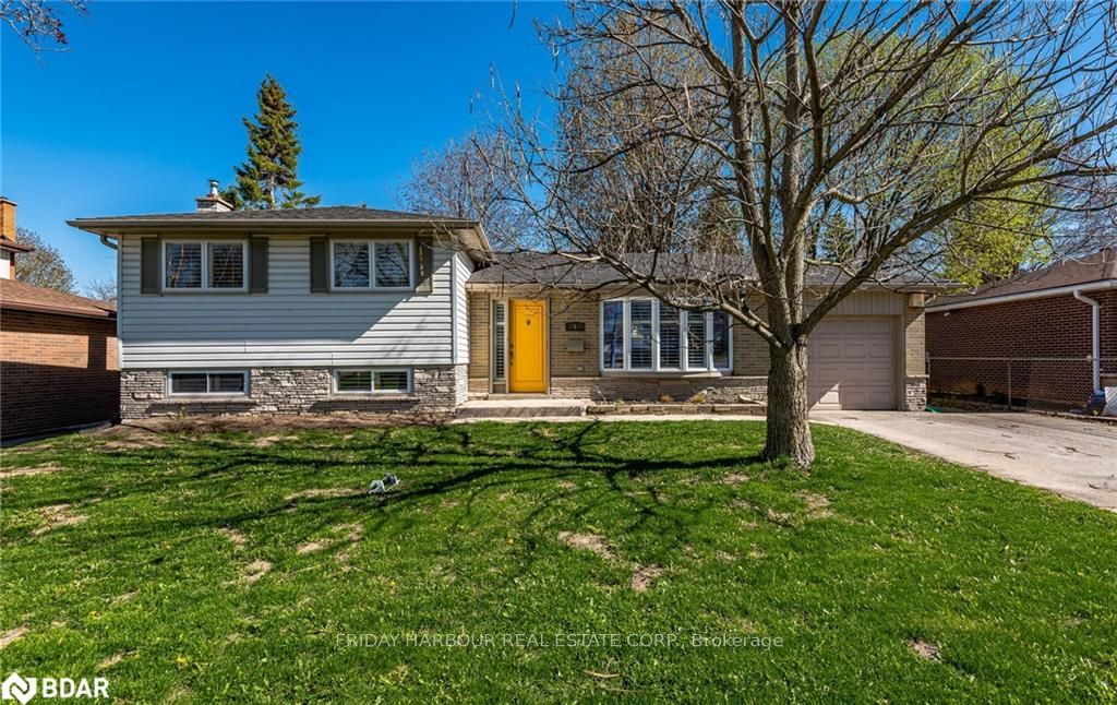9 Meadowland Avenue Property Photo 1