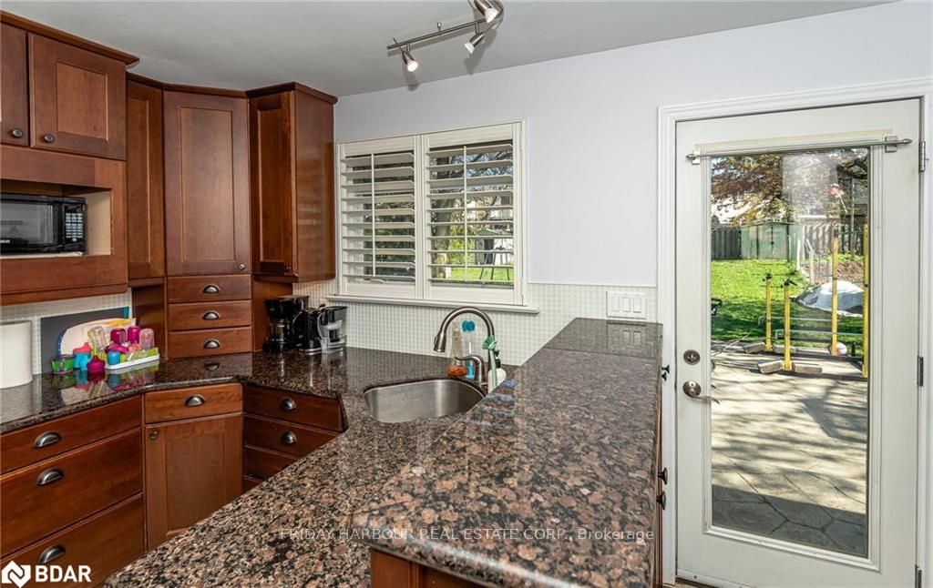 9 Meadowland Avenue Property Photo 11