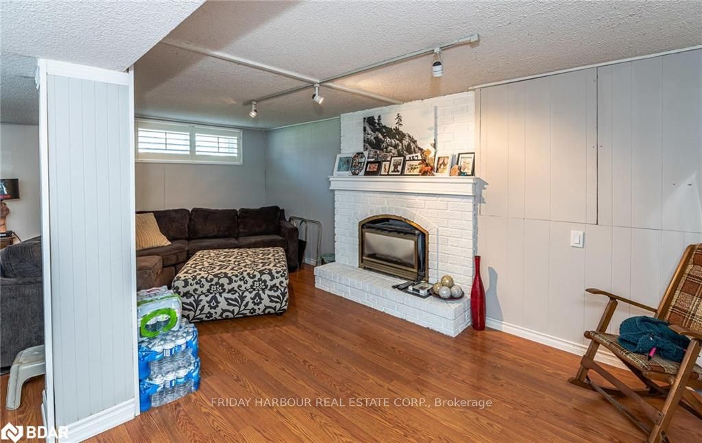 9 Meadowland Avenue Property Photo 23