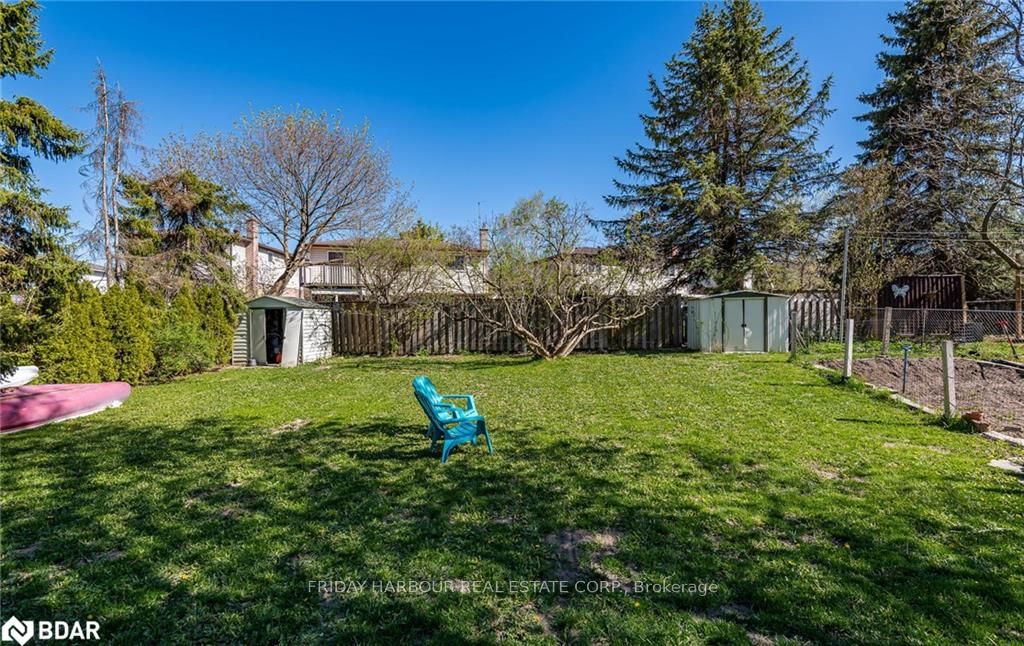 9 Meadowland Avenue Property Photo 28
