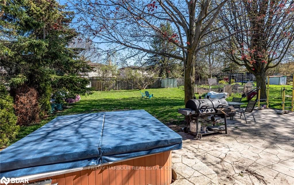 9 Meadowland Avenue Property Photo 30