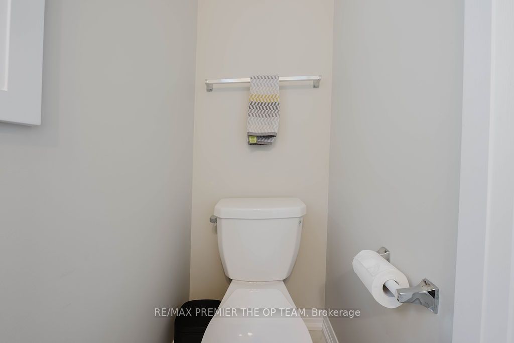 78 Sagewood Avenue Property Photo 8