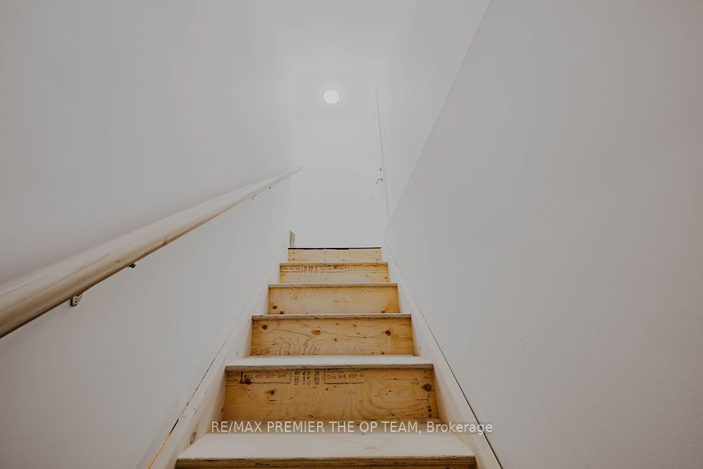 78 Sagewood Avenue Property Photo 10