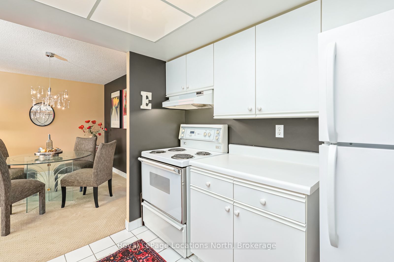 172 Eighth Street 605 Property Photo 4