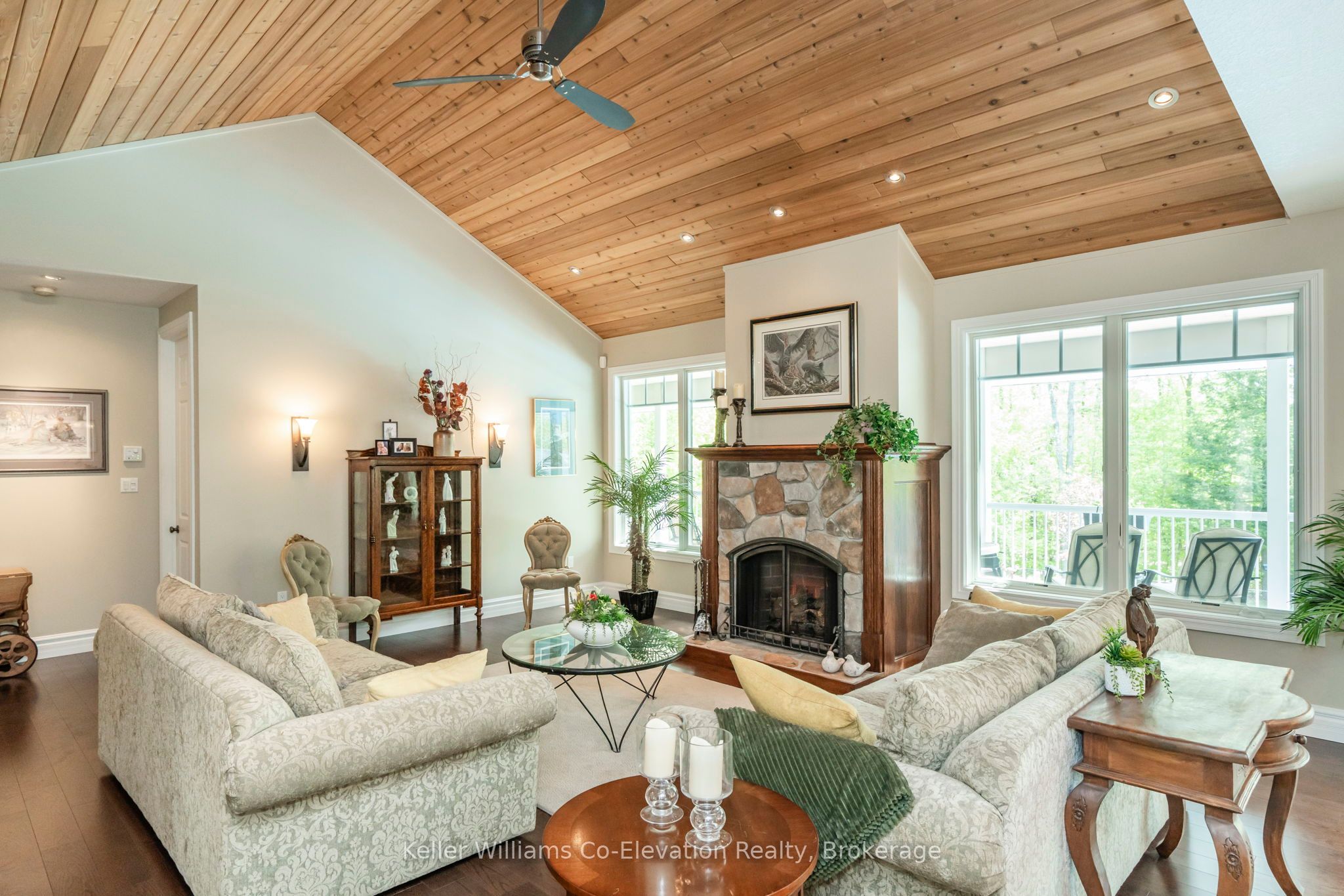 25 Copeland Creek Drive Property Photo 12