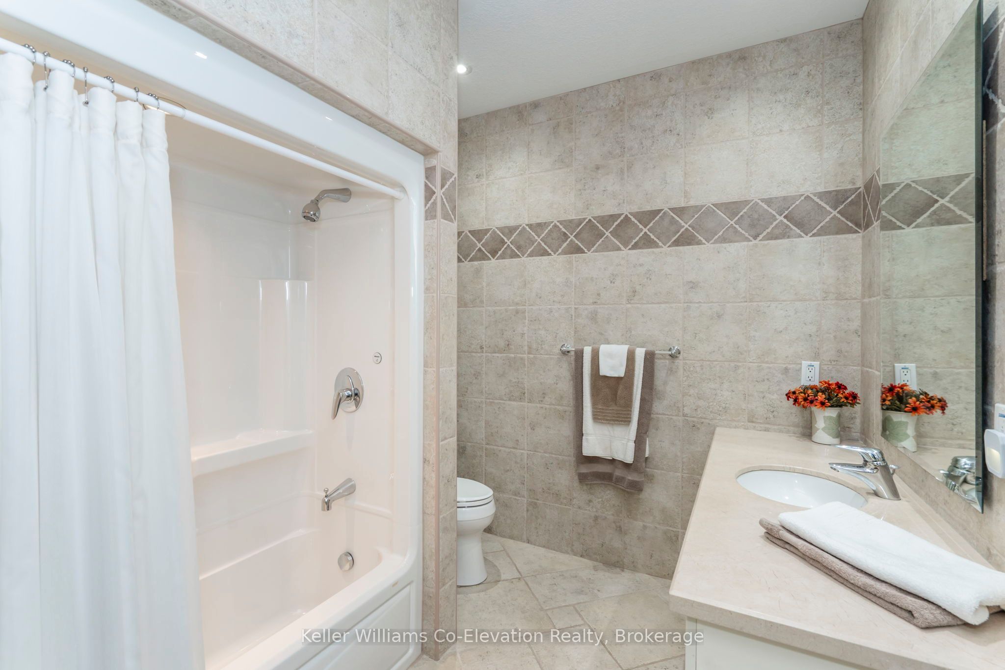 25 Copeland Creek Drive Property Photo 17