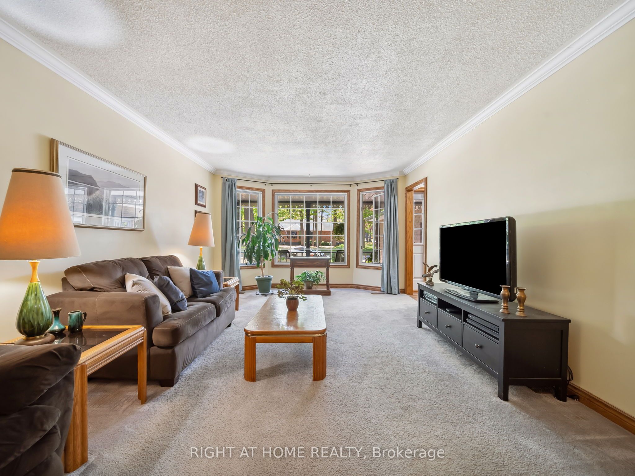 1857 Kensington Place Property Photo 13