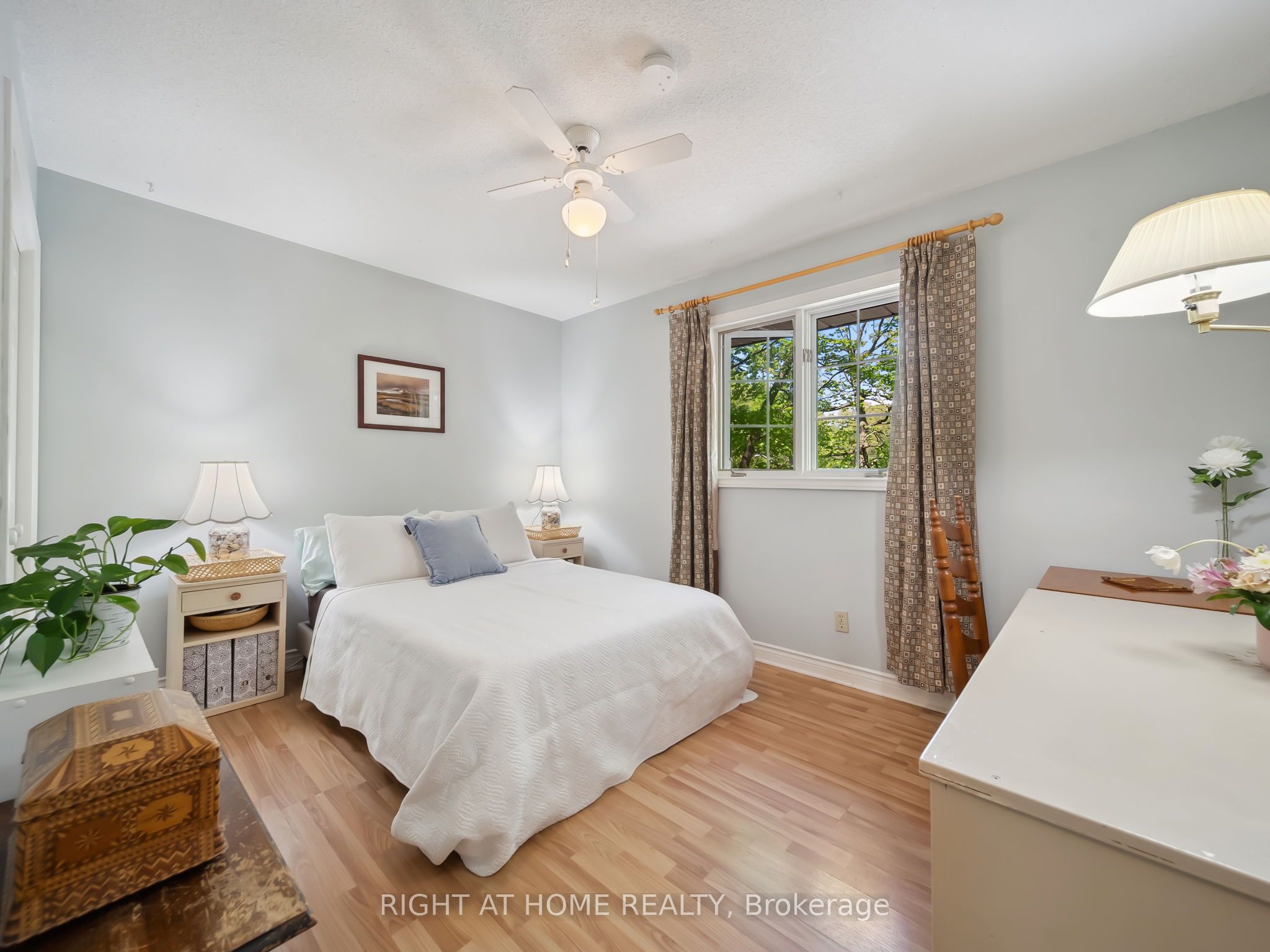 1857 Kensington Place Property Photo 20