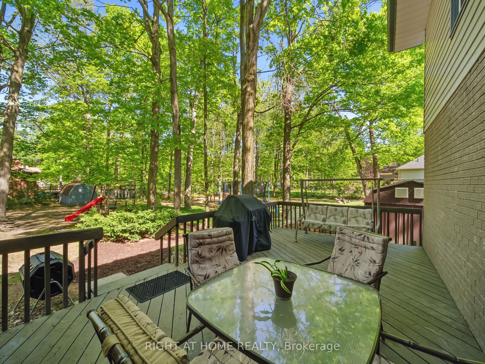 1857 Kensington Place Property Photo 31