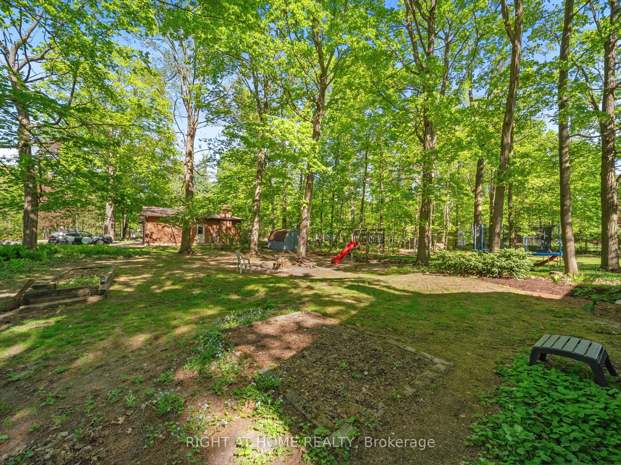 1857 Kensington Place Property Photo 33