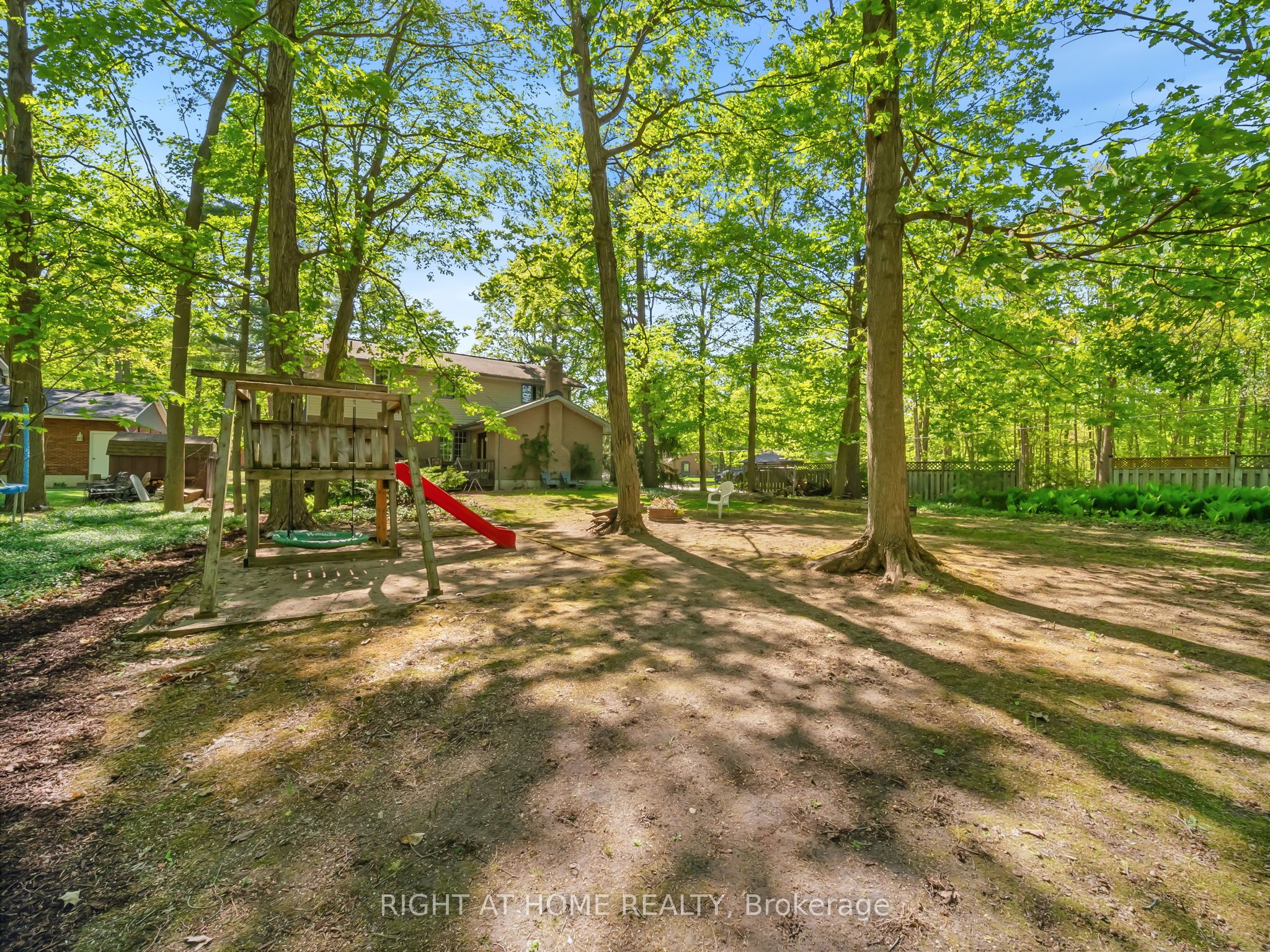 1857 Kensington Place Property Photo 35