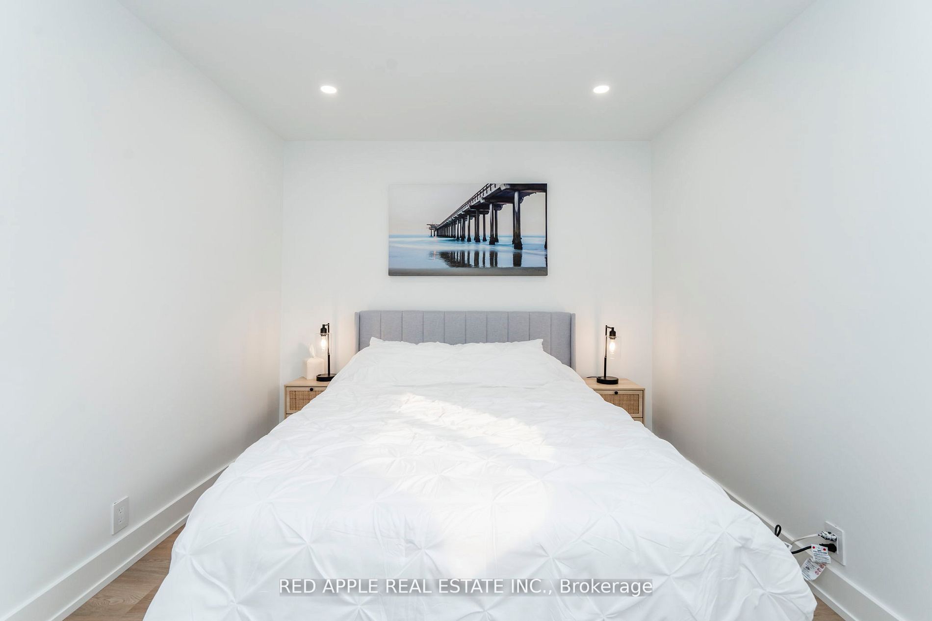 205 Hoyt Avenue Property Photo 23