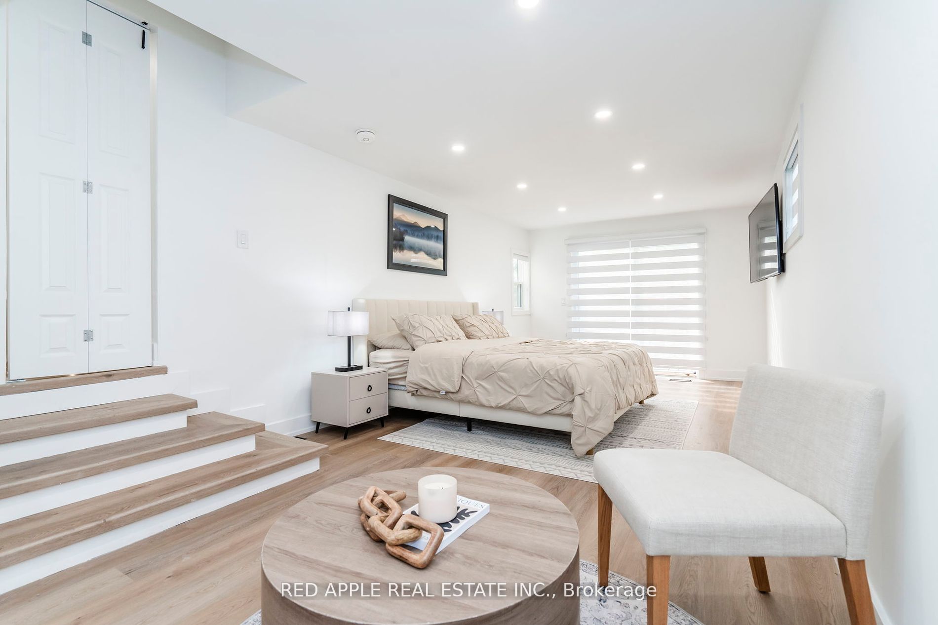 205 Hoyt Avenue Property Photo 28
