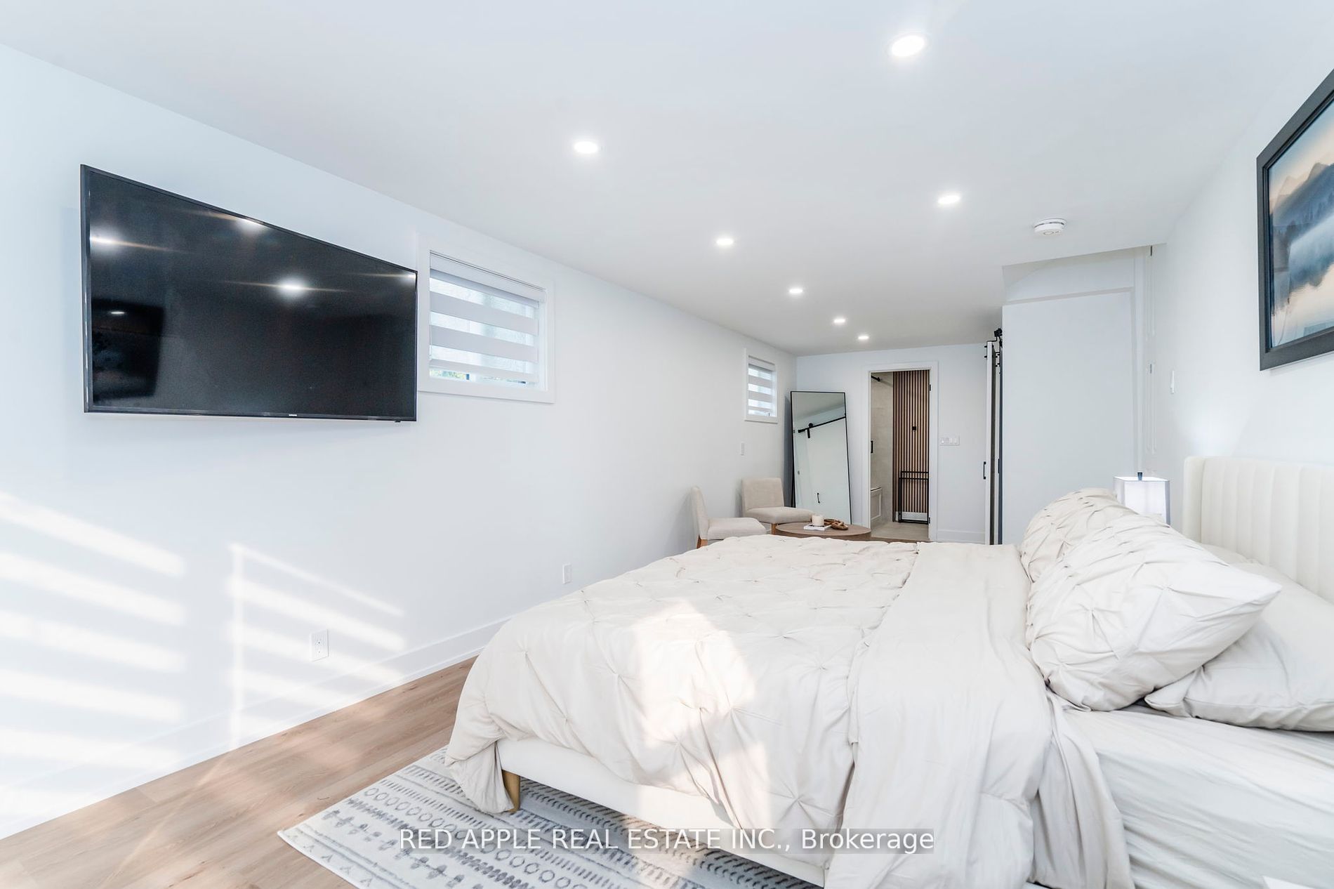 205 Hoyt Avenue Property Photo 31