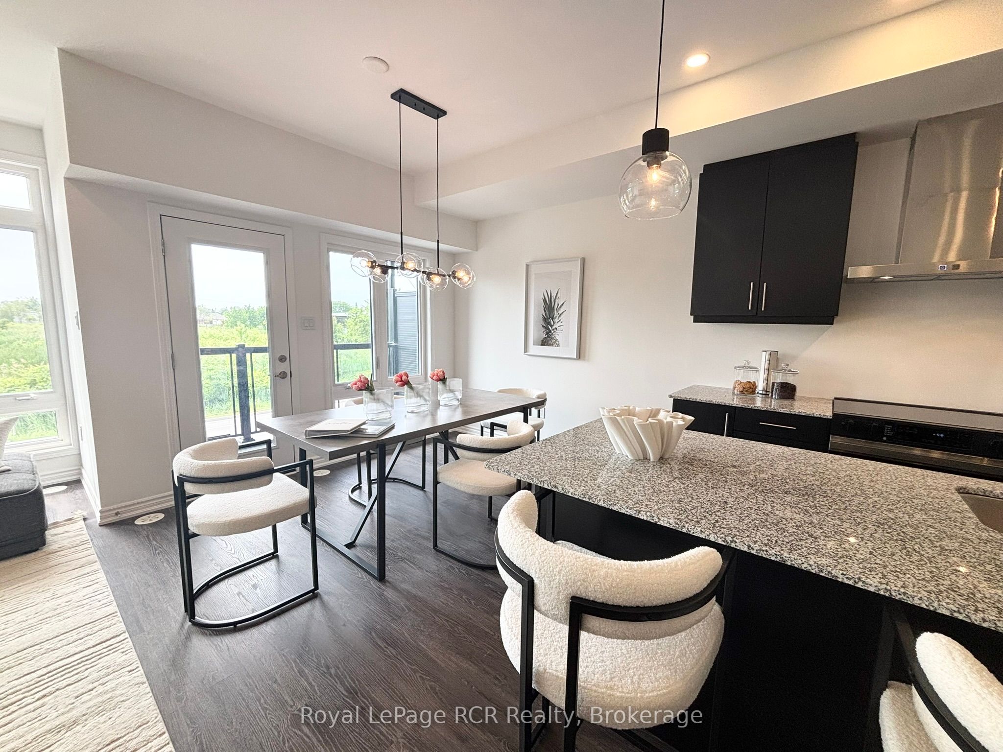 150 Elgin Street Property Photo 9
