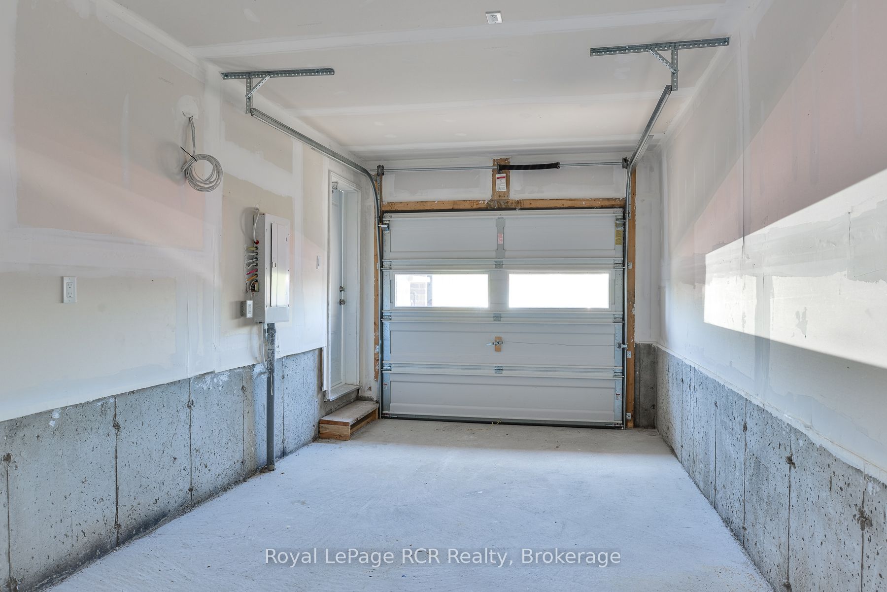 150 Elgin Street Property Photo 33