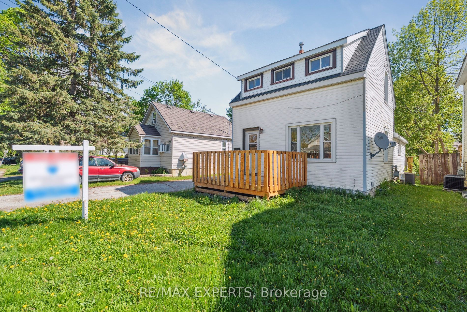 282 Gill Street Property Photo 4