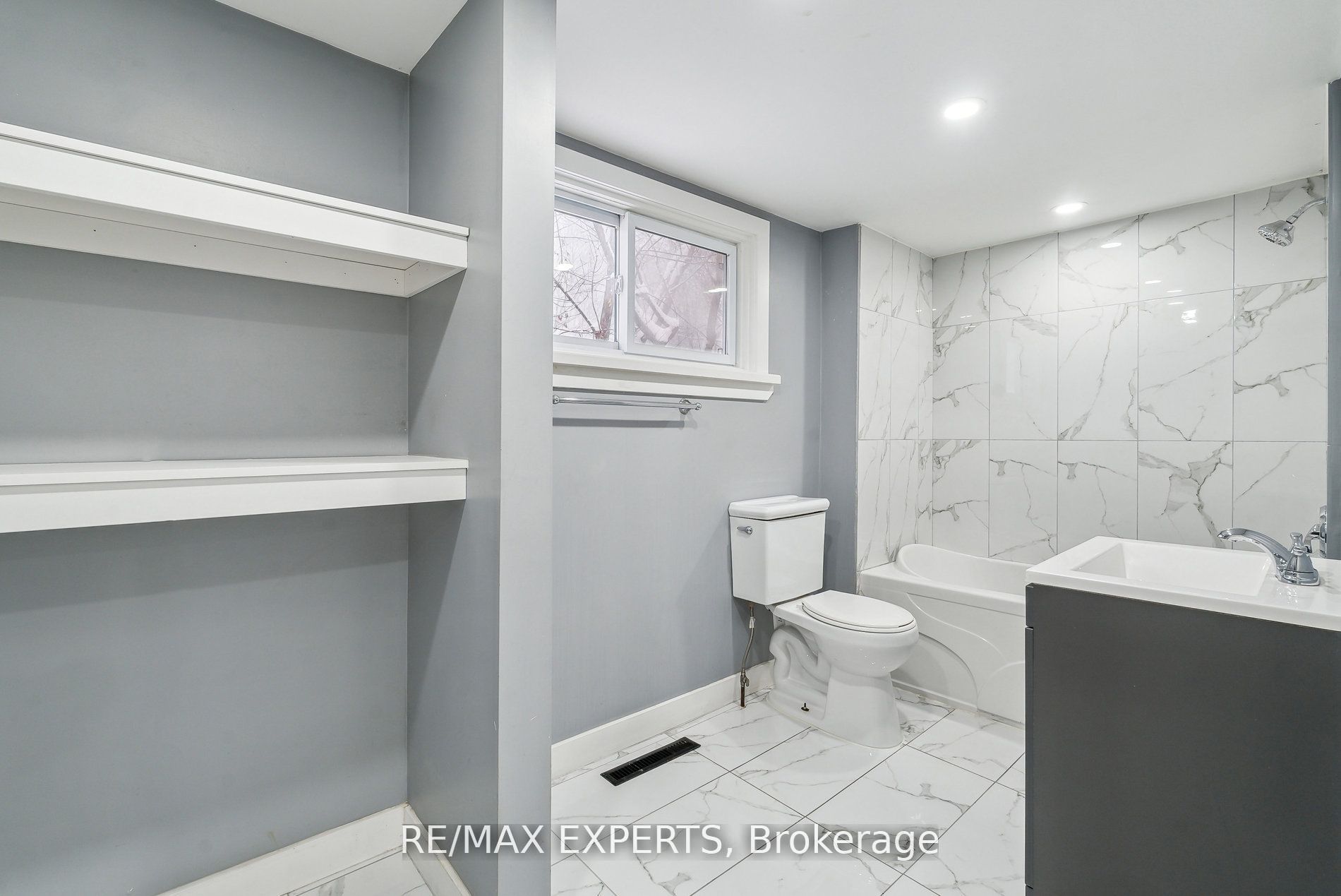 282 Gill Street Property Photo 29