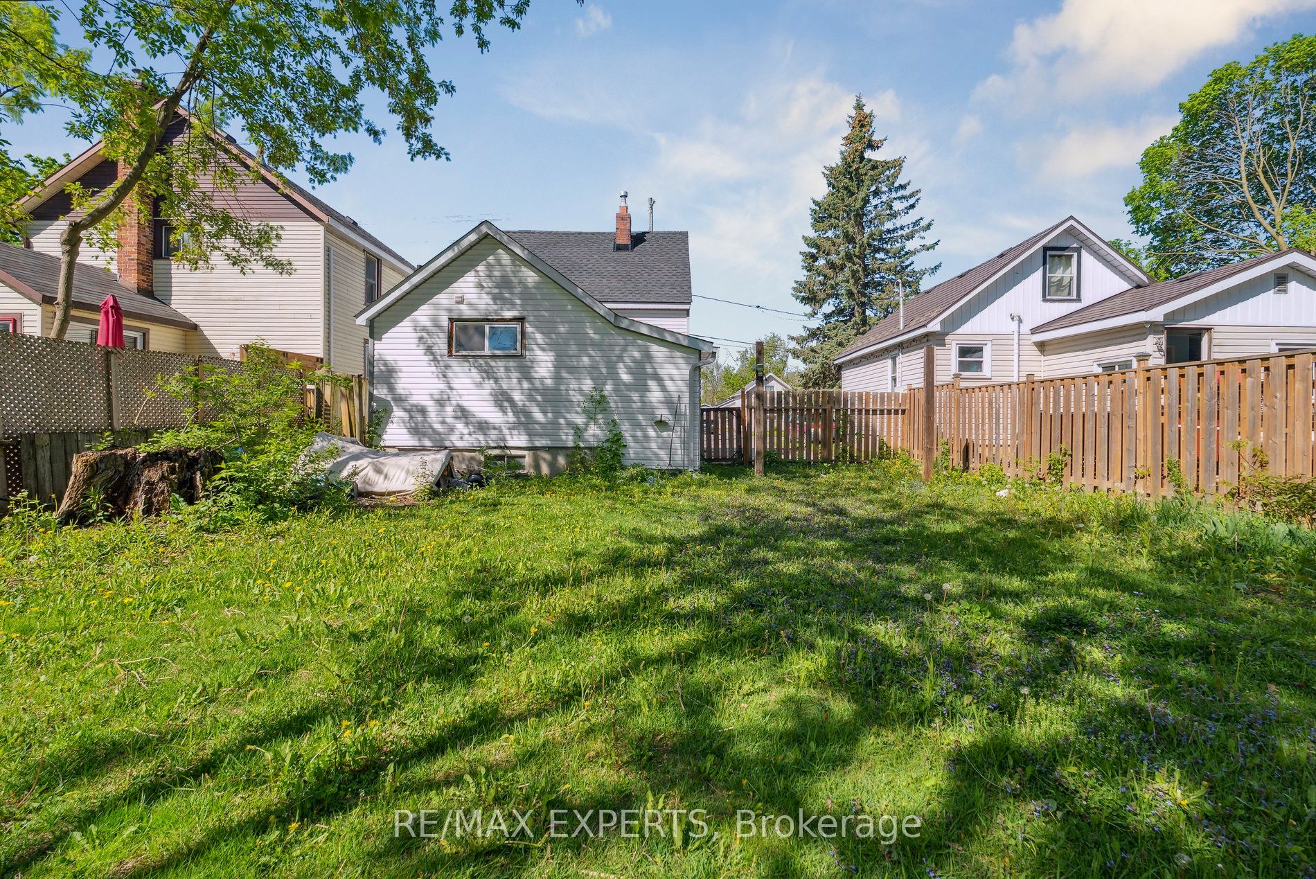 282 Gill Street Property Photo 34