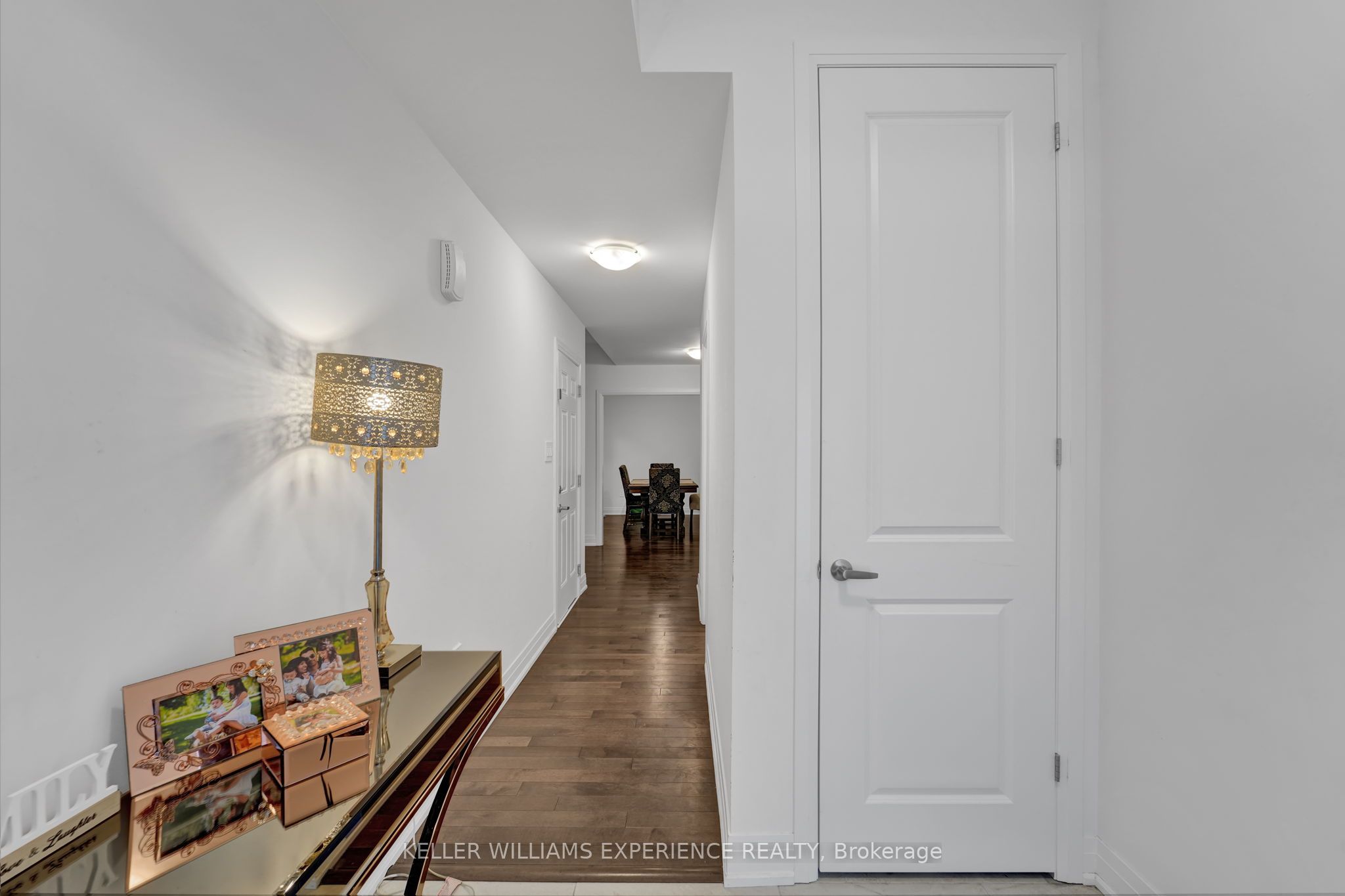 25 Paddington Grove Property Photo 6