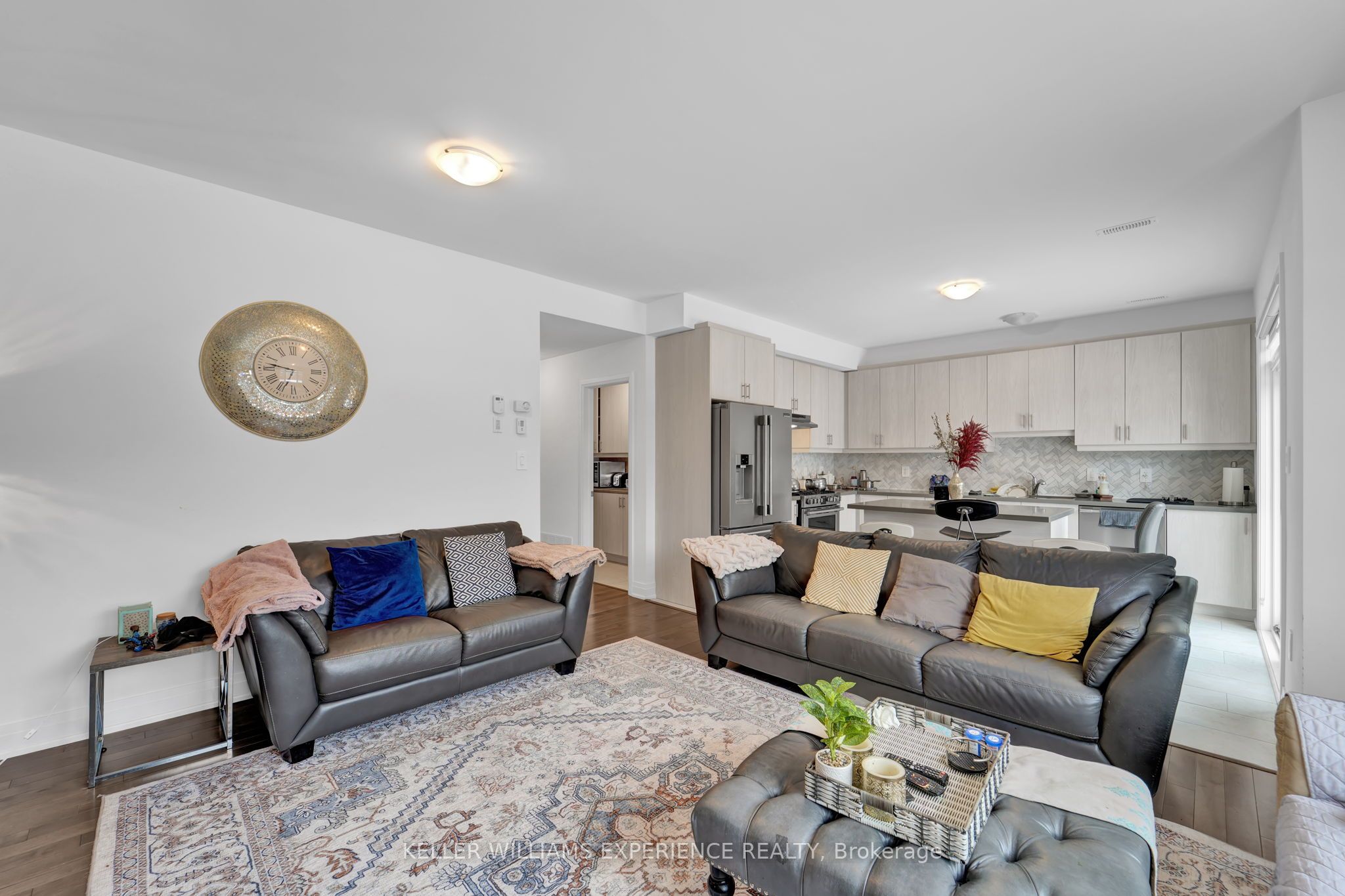 25 Paddington Grove Property Photo 8