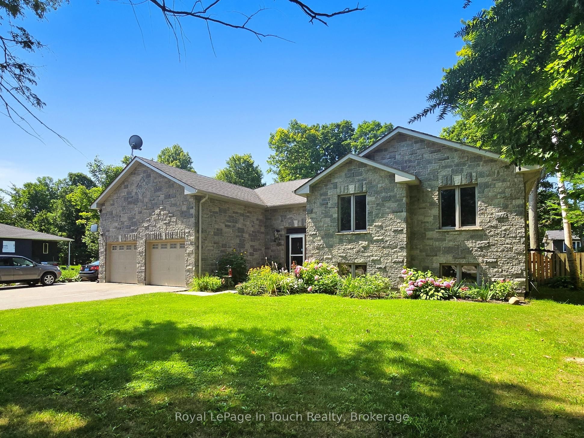 122 Trout Lane Property Photo 1