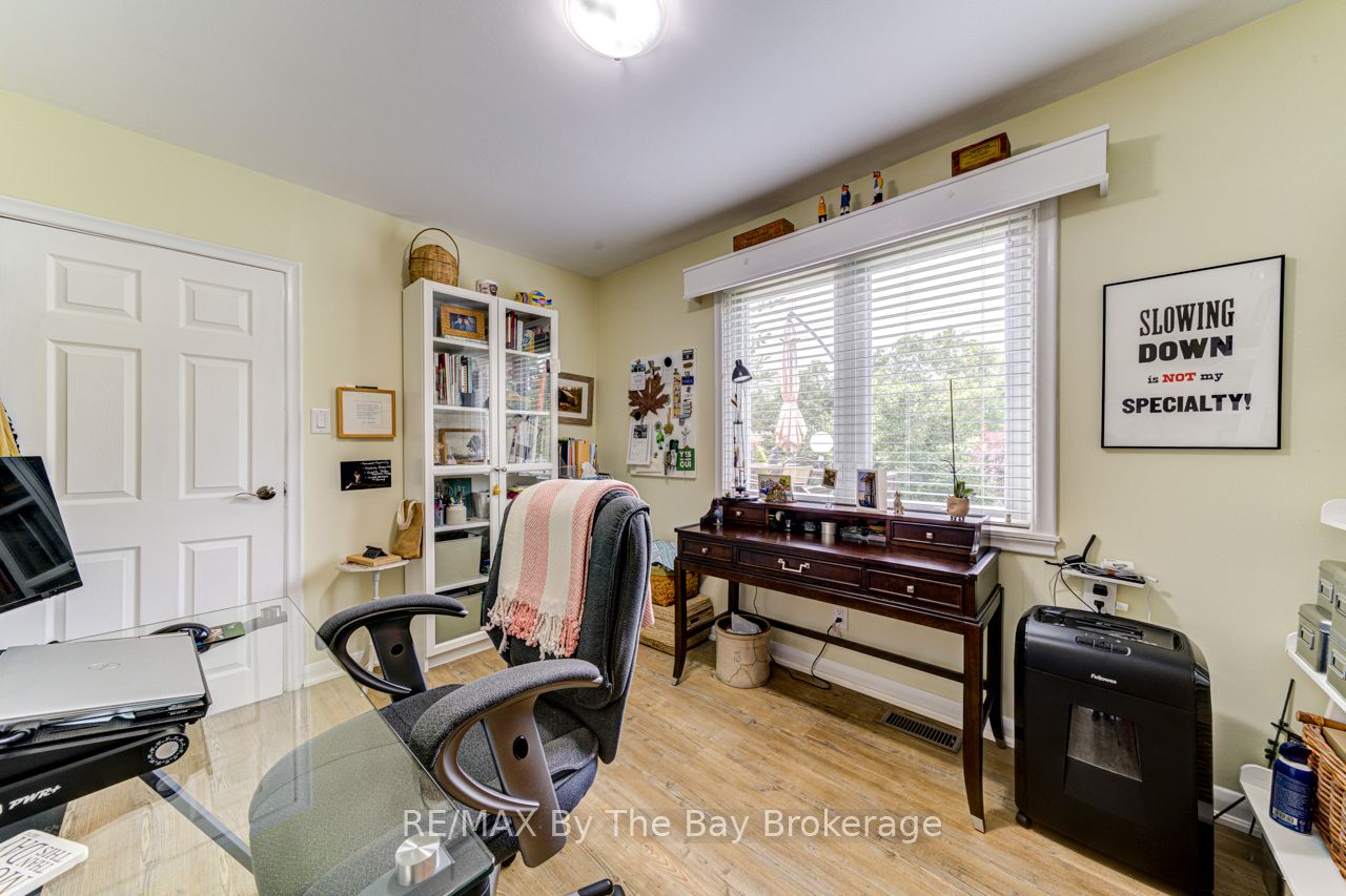 599 Mosley Street Property Photo 25