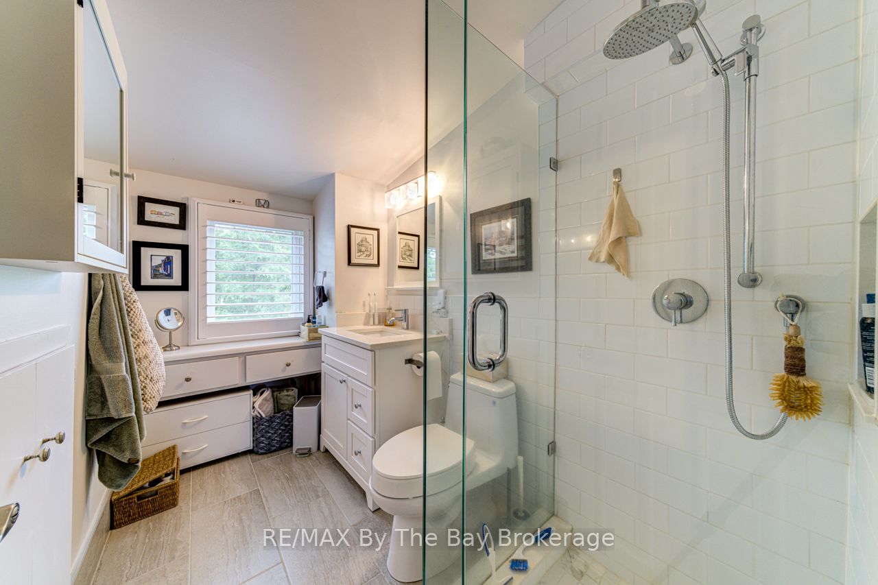 599 Mosley Street Property Photo 34