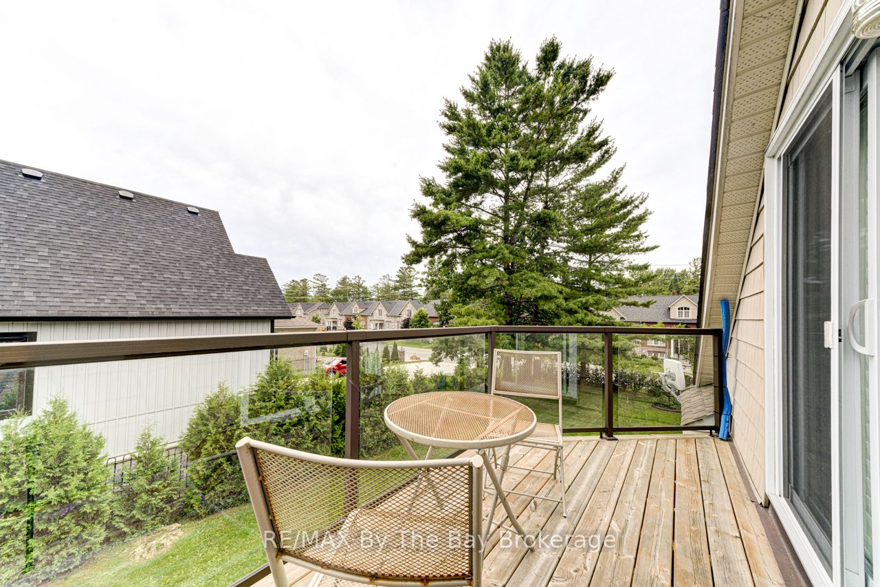 599 Mosley Street Property Photo 36
