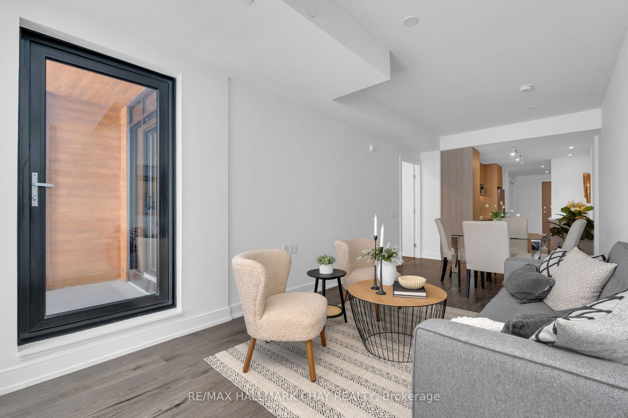 185 Dunlop Street E 810 Property Photo 11