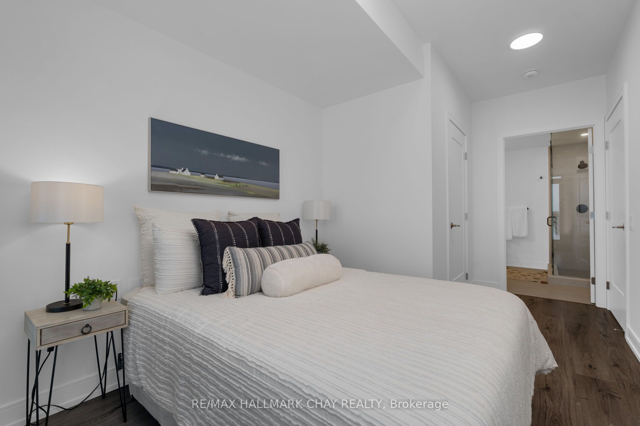 185 Dunlop Street E 810 Property Photo 20