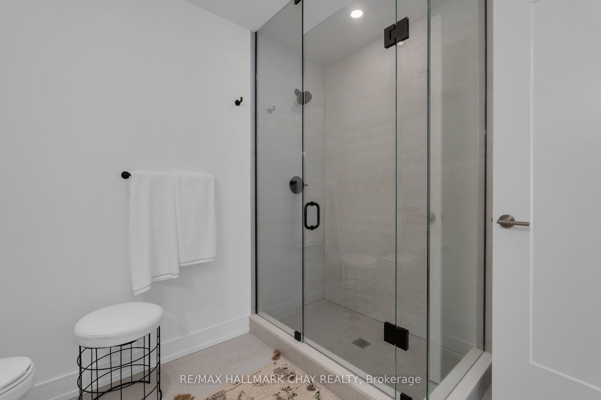 185 Dunlop Street E 810 Property Photo 23