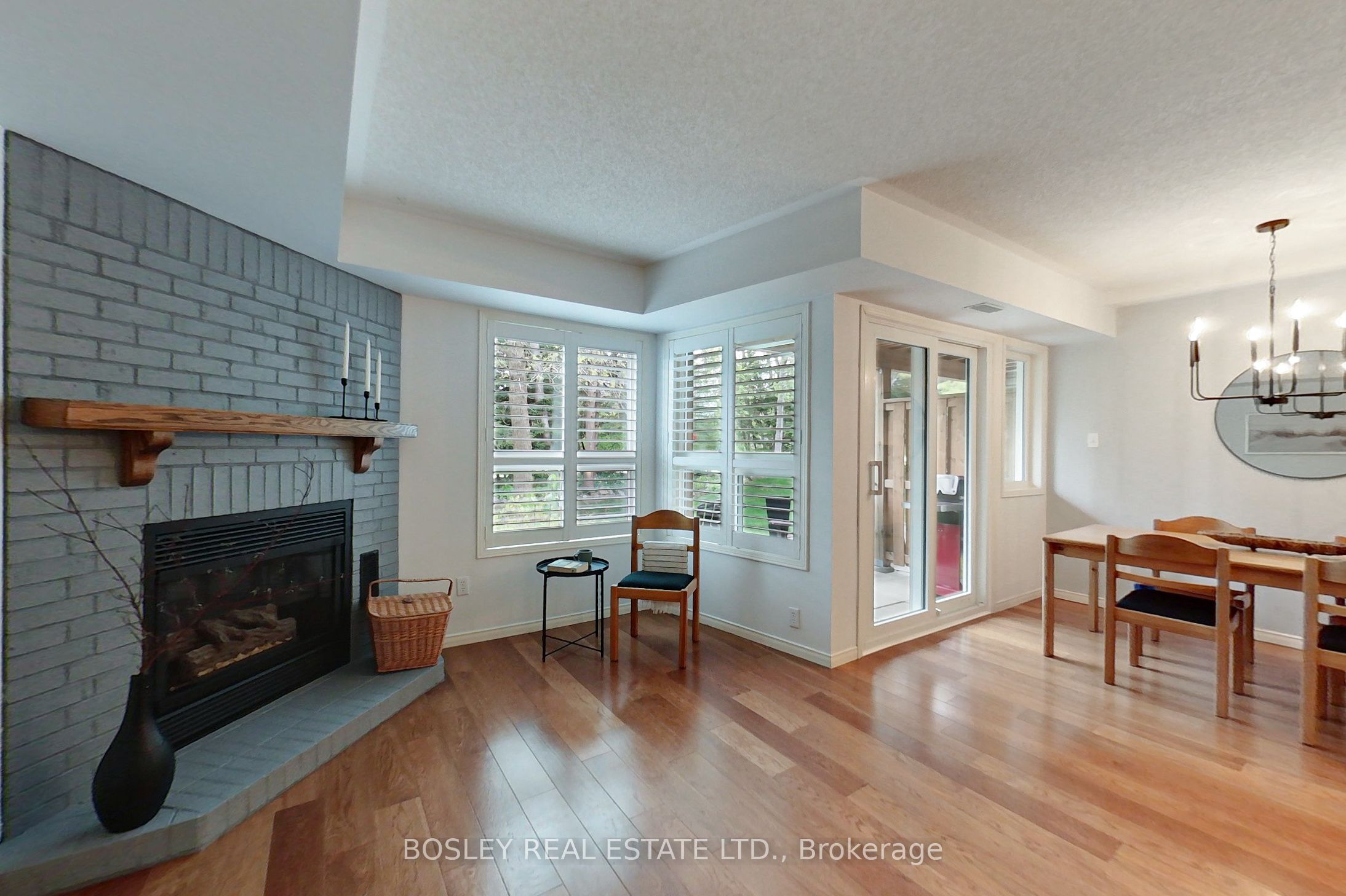 21 Barker Boulevard Property Photo 6