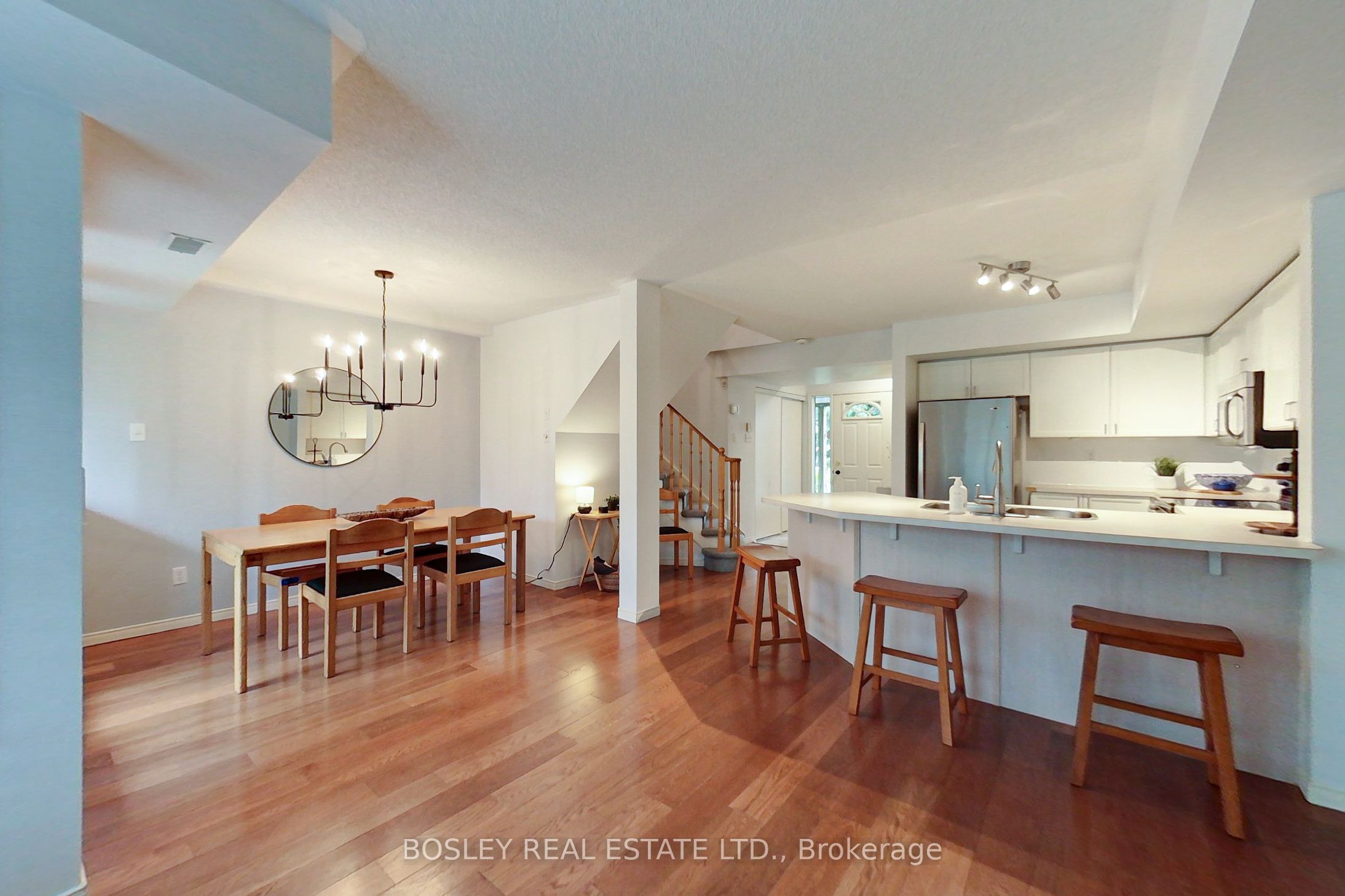 21 Barker Boulevard Property Photo 8
