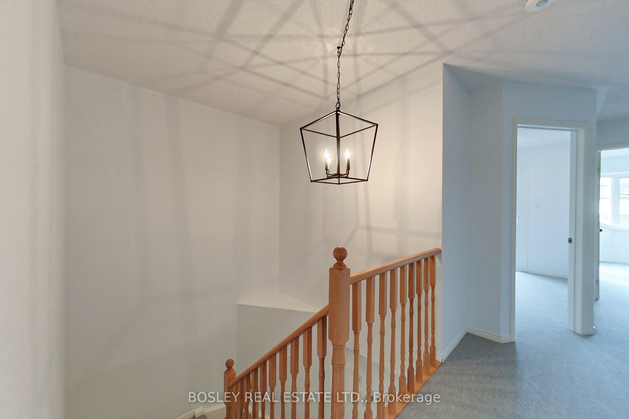 21 Barker Boulevard Property Photo 16