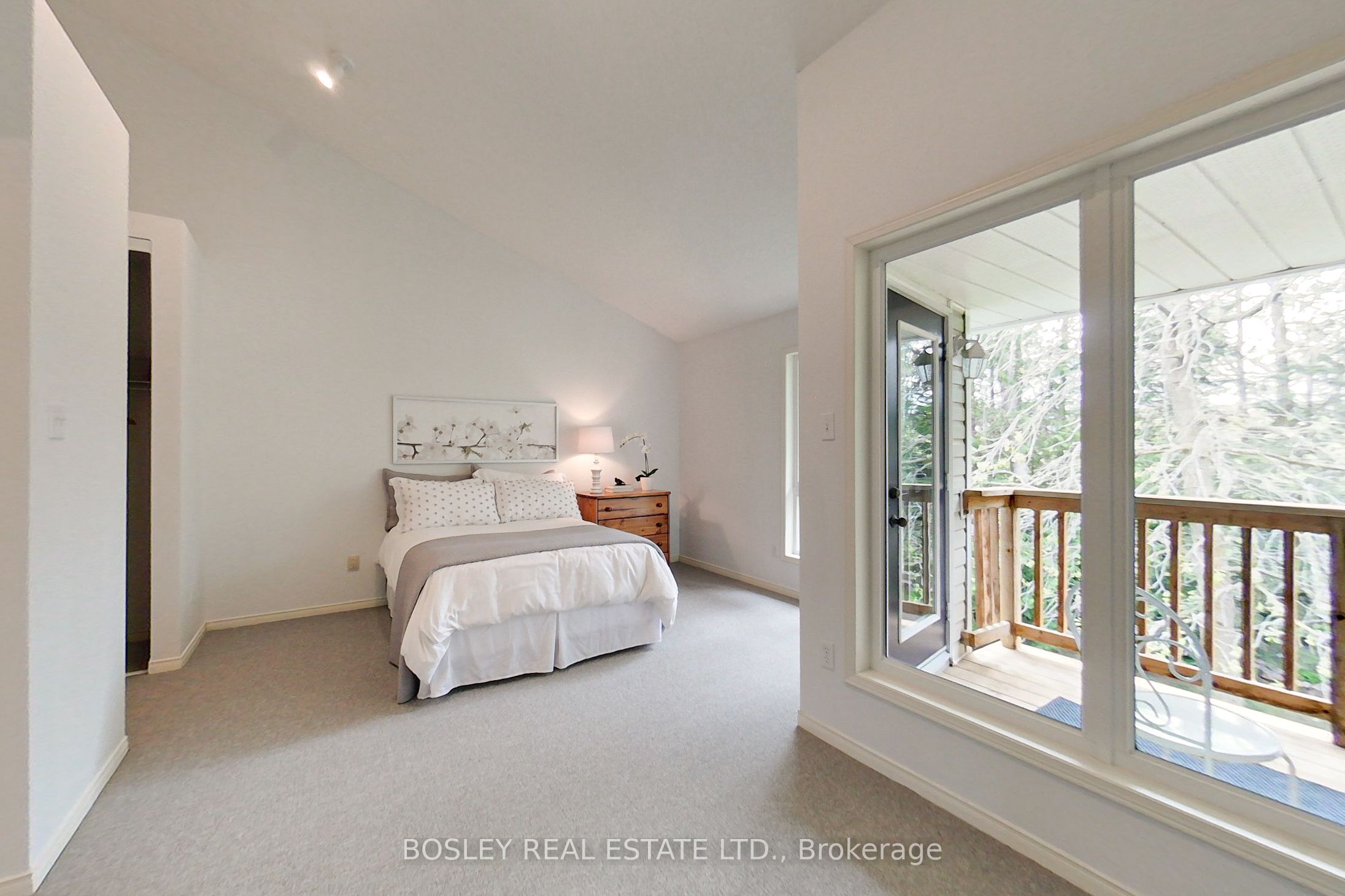21 Barker Boulevard Property Photo 17