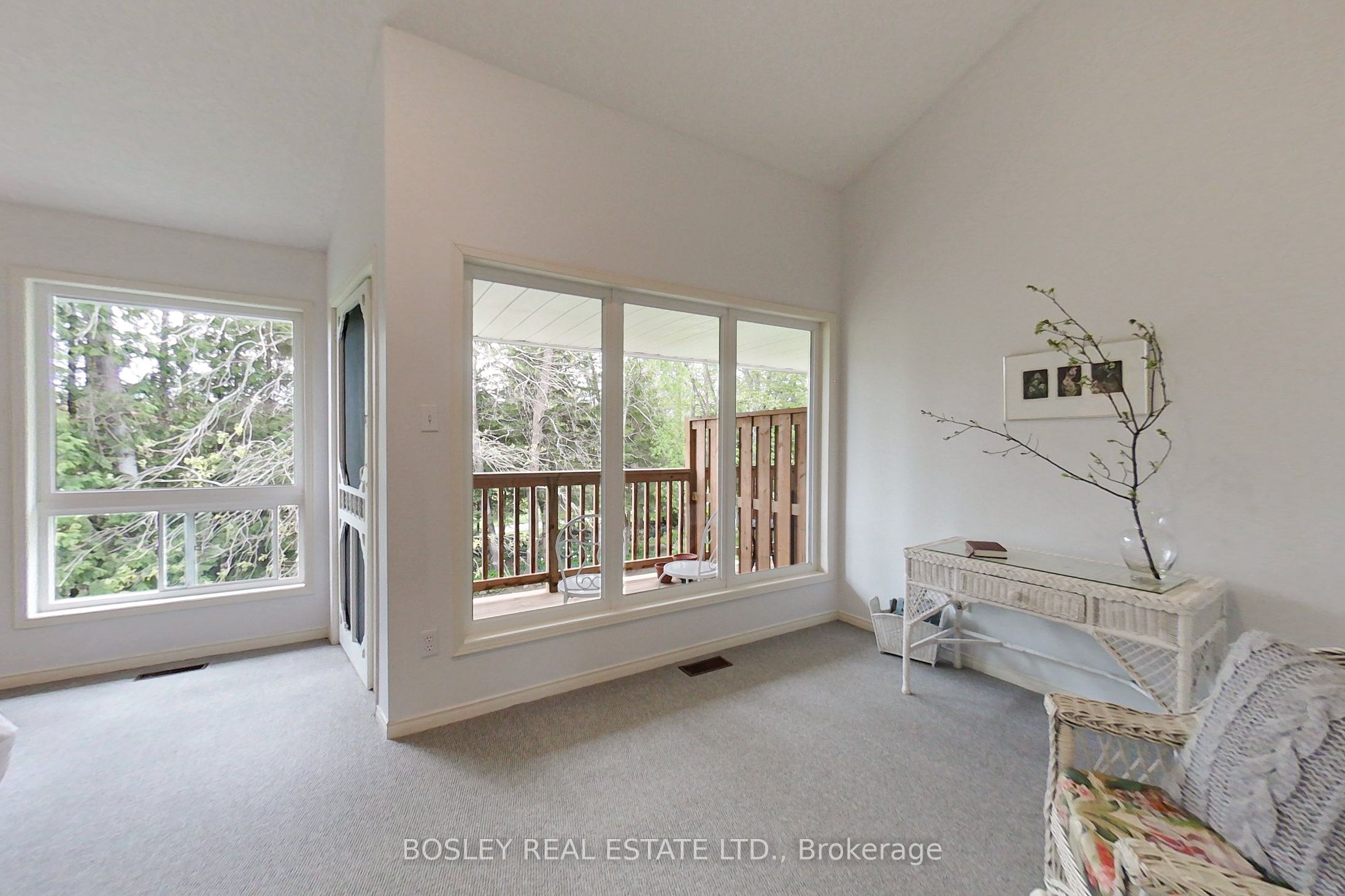 21 Barker Boulevard Property Photo 19