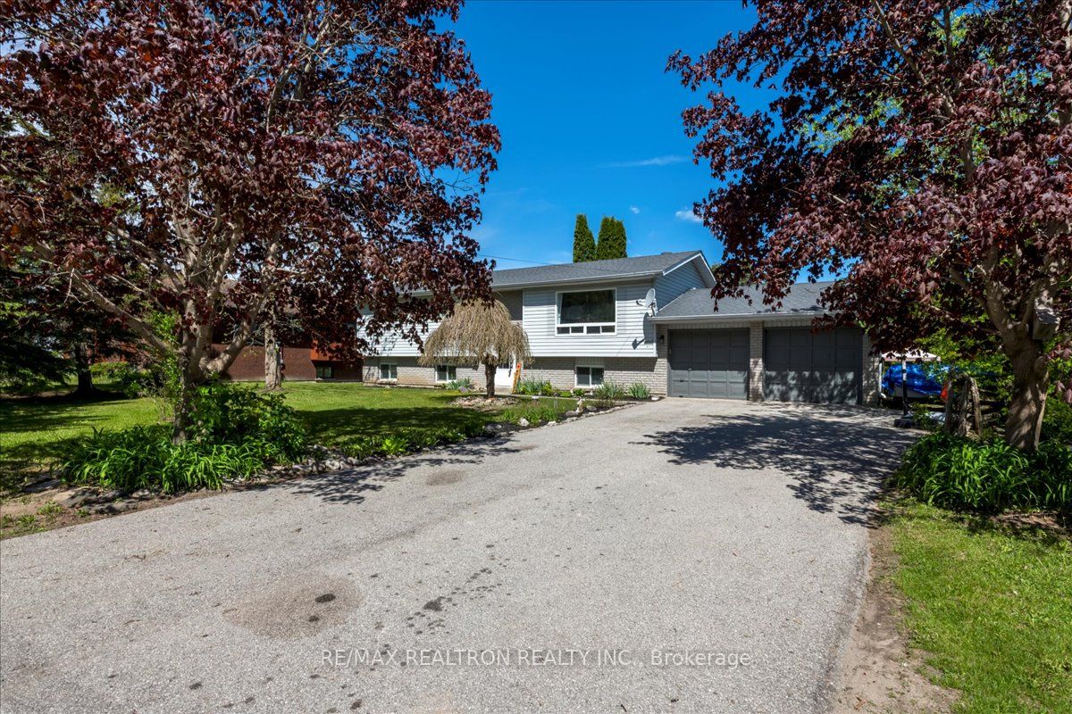 3974 Horseshoe Valley Road W Property Photo 1