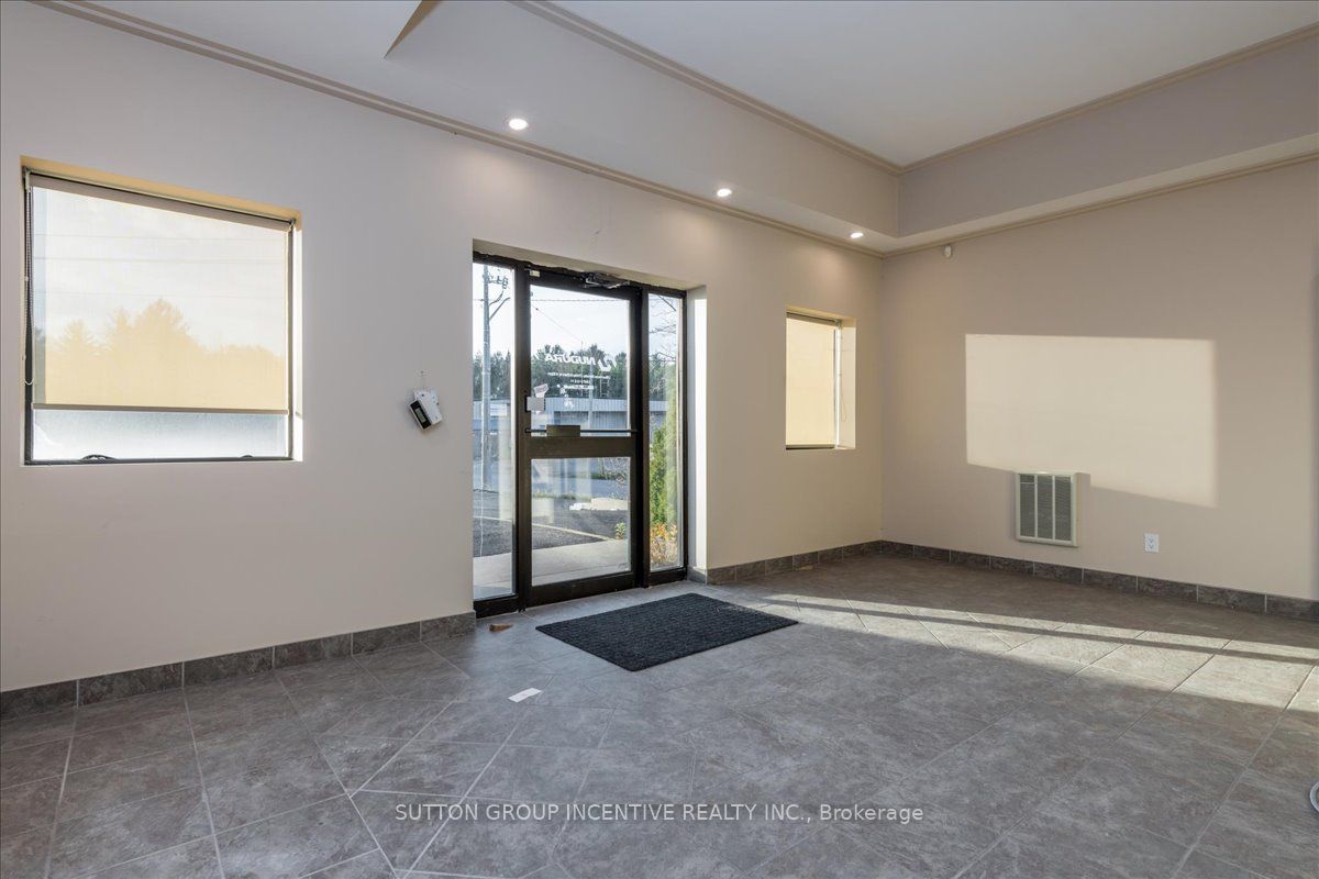 27 Hooper Road Units 10&11 Property Photo 2