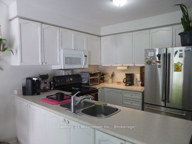 15 Harbour Crescent Property Photo 6