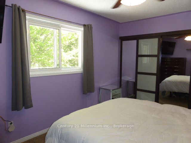 15 Harbour Crescent Property Photo 14