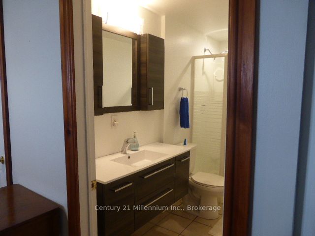 15 Harbour Crescent Property Photo 20