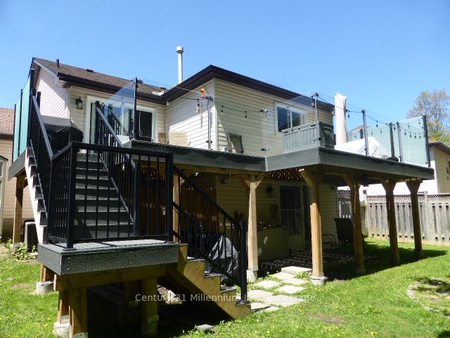 15 Harbour Crescent Property Photo 30