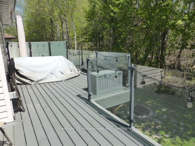 15 Harbour Crescent Property Photo 31