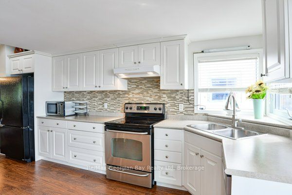 #beach Chalet #3 - 1230 Grandview Lodge Road Property Photo 10