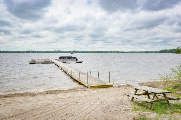 #beach Chalet #3 - 1230 Grandview Lodge Road Property Photo 28