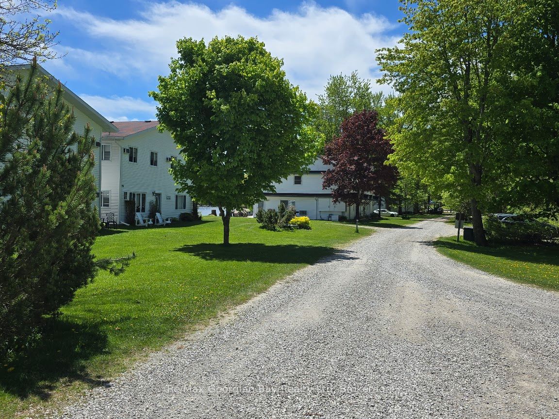 #beach Chalet #3 - 1230 Grandview Lodge Road Property Photo 38