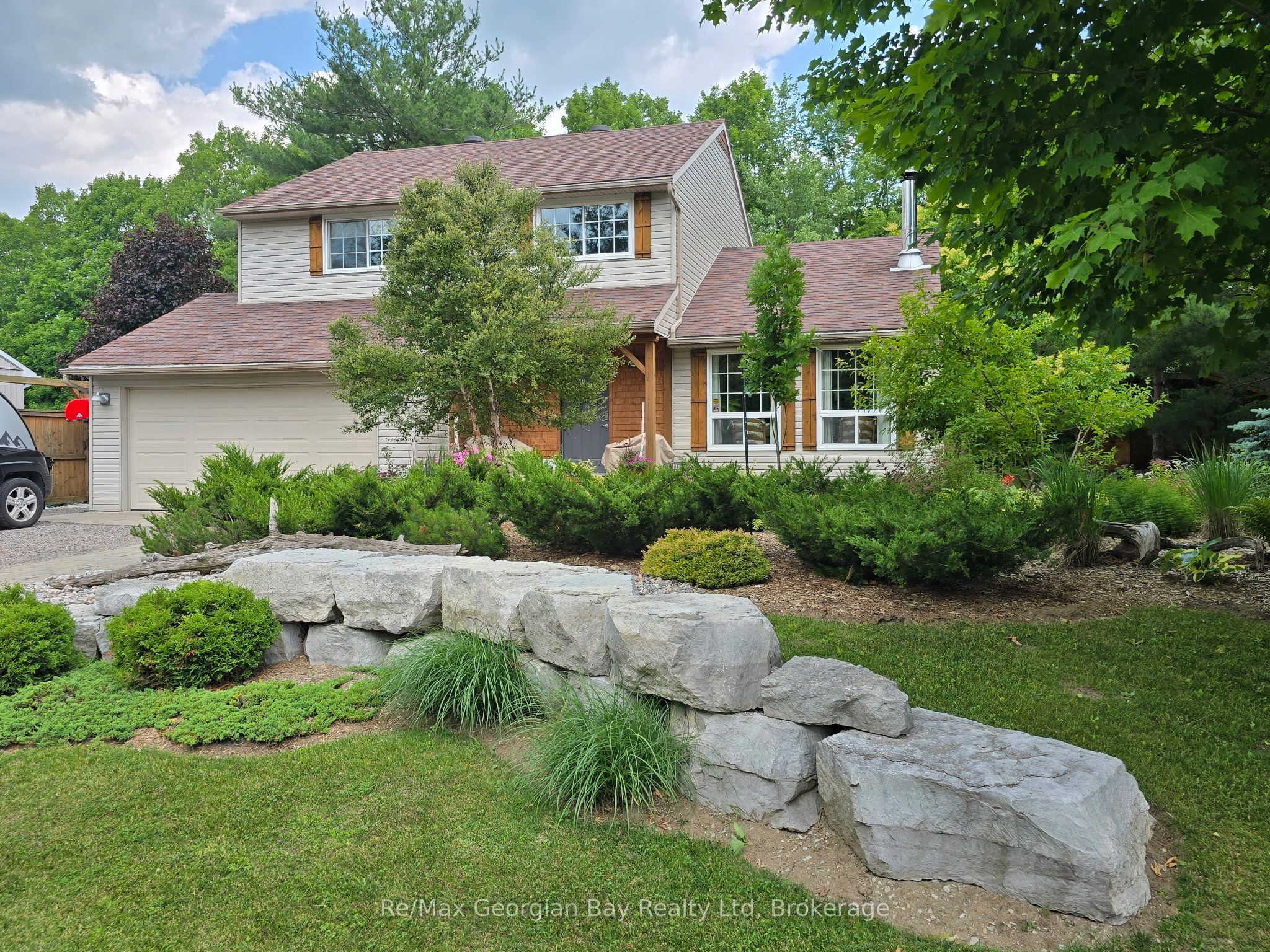 30 Sumac Crescent Property Photo 1