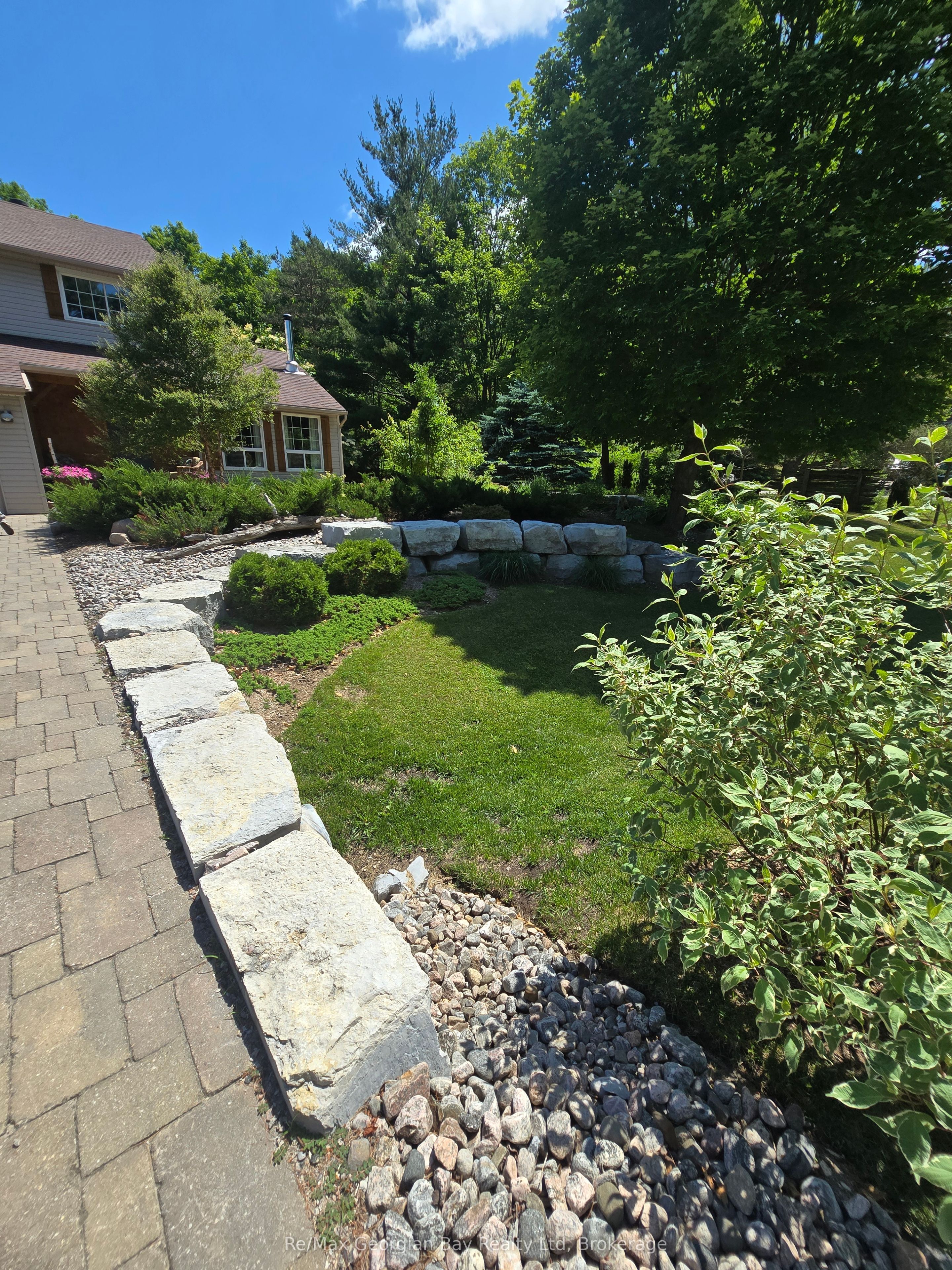 30 Sumac Crescent Property Photo 5
